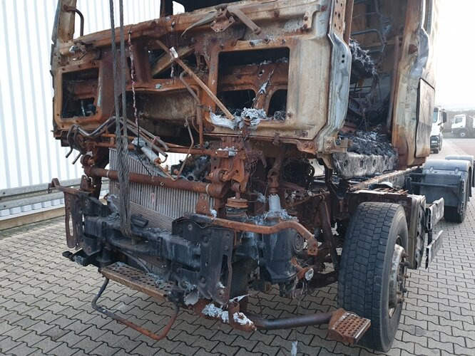 MAN TGA 26.440 6x2 BL Brandschaden TGA 26.440 6x2 BL Brandschaden leasing MAN TGA 26.440 6x2 BL Brandschaden TGA 26.440 6x2 BL Brandschaden: obrázek 11 MAN TGA 26.440 6x2 BL Brandschaden TGA 26.440 6x2 BL Brandschaden leasing MAN TGA 26.440 6x2 BL Brandschaden TGA 26.440 6x2 BL Brandschaden: obrázek 11