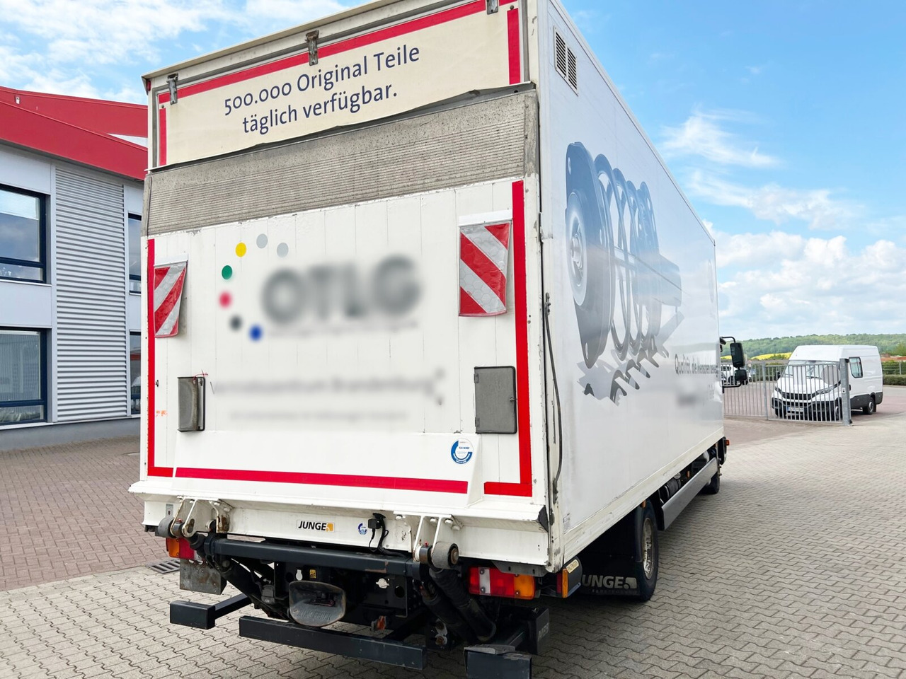 Skříňový nákladní auto MAN TGL 12.220 4X2 BL TGL 12.220 4X2 BL mit MBB LBW 1500K: obrázek 9