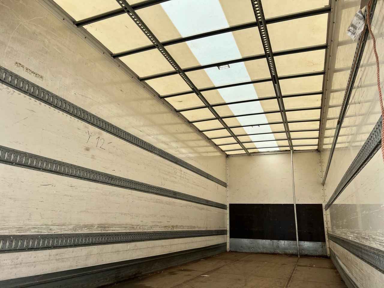 Skříňový nákladní auto MAN TGL 12.220 4X2 BL TGL 12.220 4X2 BL mit MBB LBW 1500K: obrázek 13