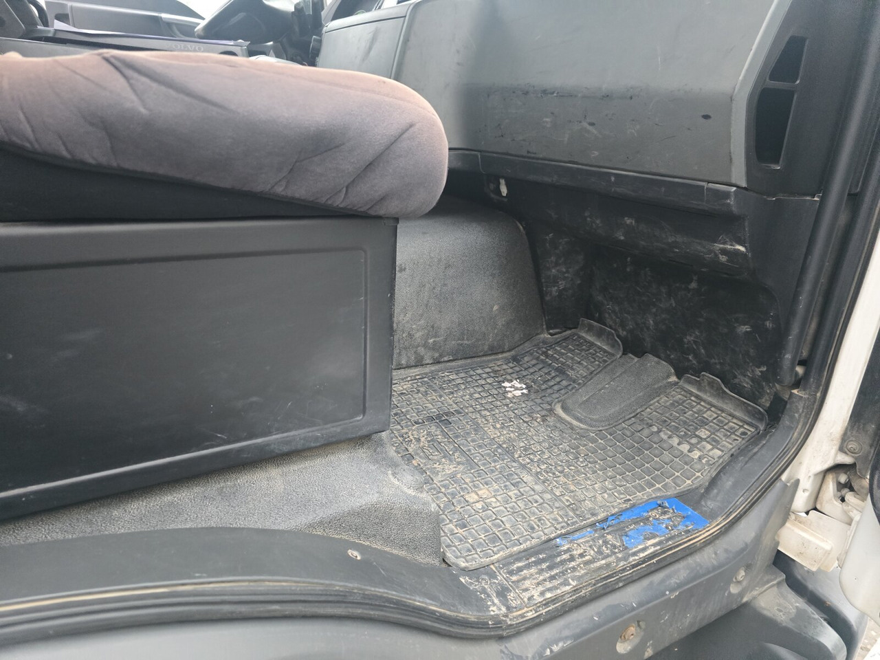 MAN TGL 12.250 BL/4x2 TGL 12.250 BL/4x2, Palfinger Abroller P 07-25MPA, 2xAHK-ÖL - Hákový nosič kontejnerů: obrázek 3 MAN TGL 12.250 BL/4x2 TGL 12.250 BL/4x2, Palfinger Abroller P 07-25MPA, 2xAHK-ÖL - Hákový nosič kontejnerů: obrázek 3