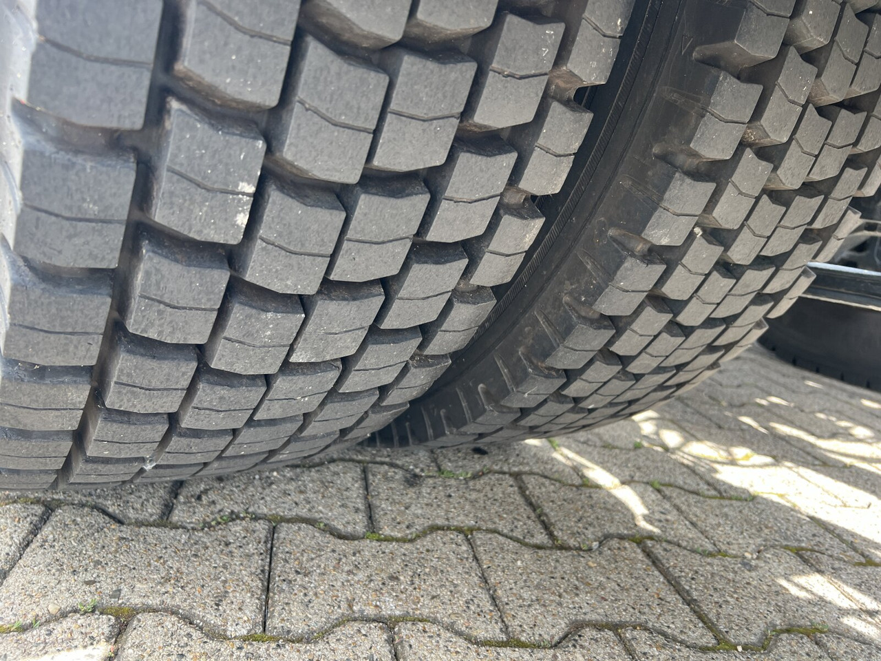 MAN TGS 26.320 6X2-4 BL TGS 26.320 6X2-4 BL, Lenk-/Liftachse, Rechtslenker, Export Only! - Podvozek s kabinou: obrázek 5 MAN TGS 26.320 6X2-4 BL TGS 26.320 6X2-4 BL, Lenk-/Liftachse, Rechtslenker, Export Only! - Podvozek s kabinou: obrázek 5