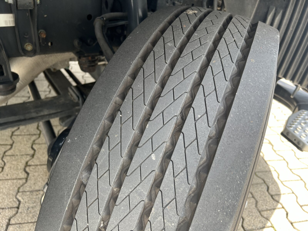 MAN TGS 26.320 6X2-4 BL TGS 26.320 6X2-4 BL, Lenk-/Liftachse, Rechtslenker, Export Only! - Podvozek s kabinou: obrázek 4 MAN TGS 26.320 6X2-4 BL TGS 26.320 6X2-4 BL, Lenk-/Liftachse, Rechtslenker, Export Only! - Podvozek s kabinou: obrázek 4