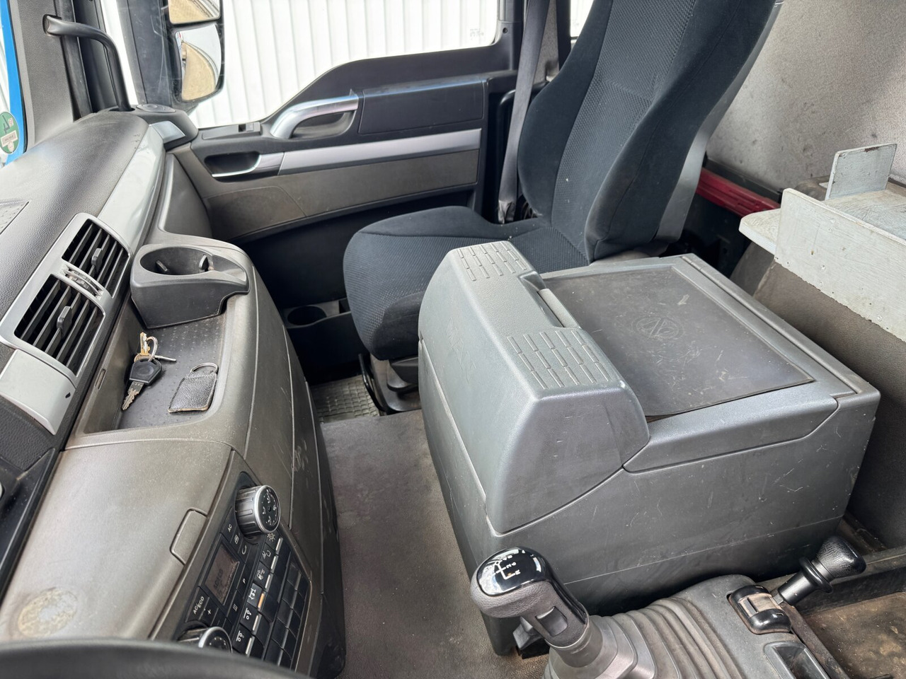 MAN TGS 26.400 6x2-4 BL TGS 26.400 6x2-4 BL, Lenk-/Liftachse, Schub-Knick - Hákový nosič kontejnerů: obrázek 4 MAN TGS 26.400 6x2-4 BL TGS 26.400 6x2-4 BL, Lenk-/Liftachse, Schub-Knick - Hákový nosič kontejnerů: obrázek 4