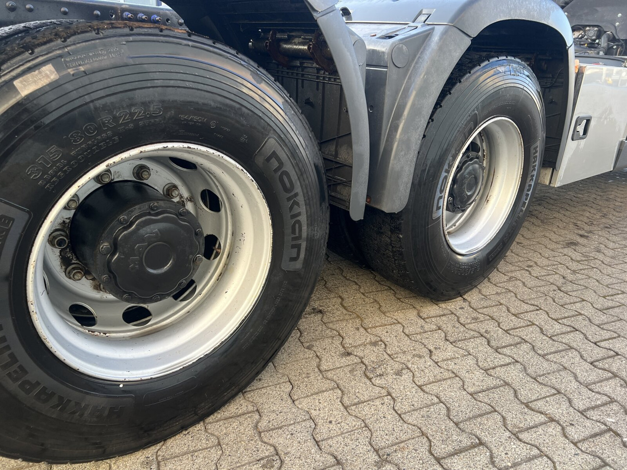 MAN TGS 26.500 6X6 BL TGS 26.500 6X6 BL, Intarder - Podvozek s kabinou: obrázek 5 MAN TGS 26.500 6X6 BL TGS 26.500 6X6 BL, Intarder - Podvozek s kabinou: obrázek 5