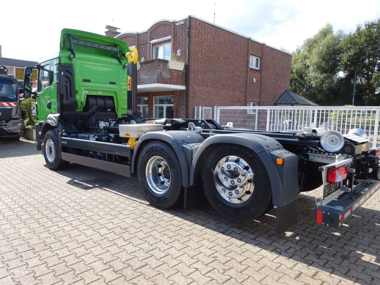 MAN TGS 26.520 6x2-2 BL TGS 26.520 6x2-2 BL, Liftachse - Hákový nosič kontejnerů: obrázek 3 MAN TGS 26.520 6x2-2 BL TGS 26.520 6x2-2 BL, Liftachse - Hákový nosič kontejnerů: obrázek 3