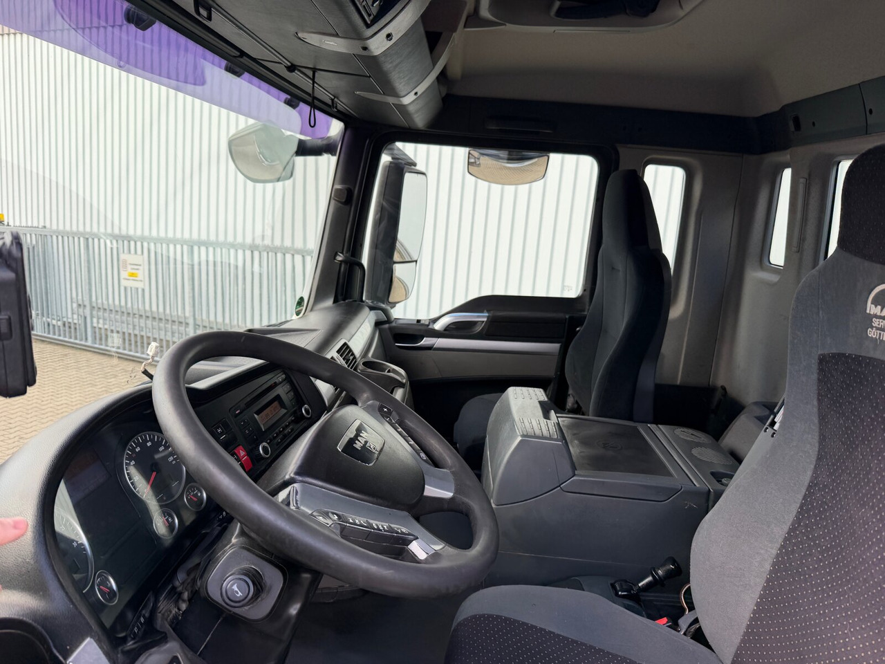 MAN TGS 26.540 6x4 BL TGS 26.540 6x4 BL, Intarder, Bordmatik - Sklápěč: obrázek 3 MAN TGS 26.540 6x4 BL TGS 26.540 6x4 BL, Intarder, Bordmatik - Sklápěč: obrázek 3