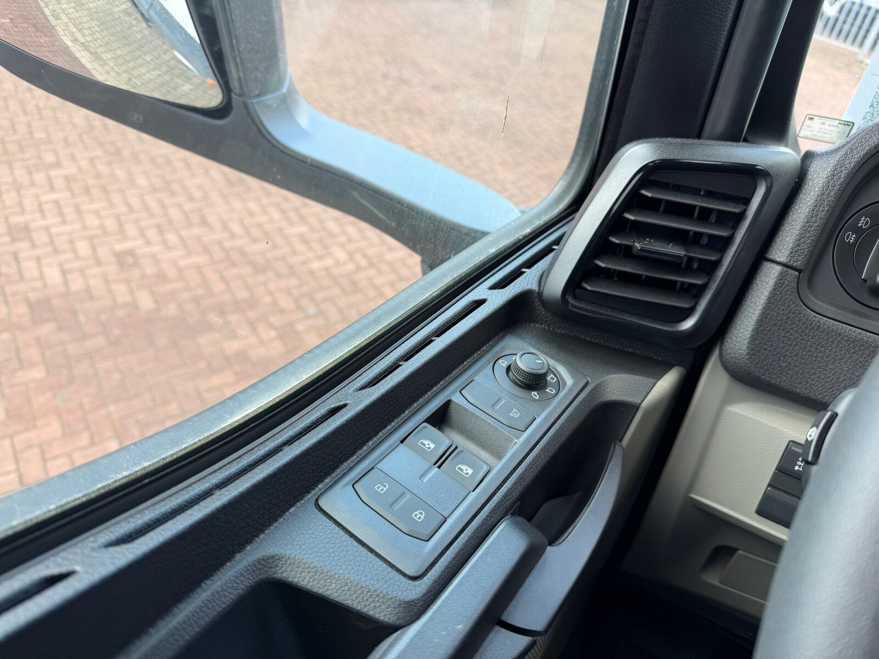 MAN TGS 33.440 6x6 BB CH TGS 33.440 6x6 BB CH, Hohe Bauart, Nebenantrieb - Podvozek s kabinou: obrázek 5 MAN TGS 33.440 6x6 BB CH TGS 33.440 6x6 BB CH, Hohe Bauart, Nebenantrieb - Podvozek s kabinou: obrázek 5