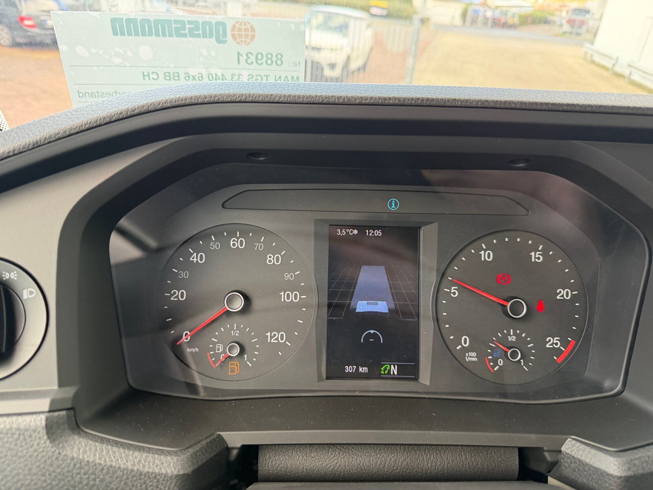 MAN TGS 33.440 6x6 BB CH TGS 33.440 6x6 BB CH, Hohe Bauart, Nebenantrieb - Podvozek s kabinou: obrázek 2 MAN TGS 33.440 6x6 BB CH TGS 33.440 6x6 BB CH, Hohe Bauart, Nebenantrieb - Podvozek s kabinou: obrázek 2