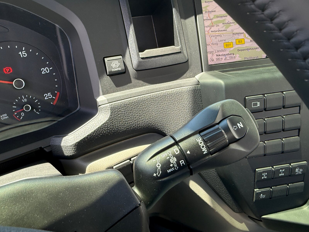 MAN TGS 35.470 8x4-4 BL TGS 35.470 8x4-4 BL, Lenk-/Liftachse, Navi, Motorabtrieb - Hákový nosič kontejnerů: obrázek 5 MAN TGS 35.470 8x4-4 BL TGS 35.470 8x4-4 BL, Lenk-/Liftachse, Navi, Motorabtrieb - Hákový nosič kontejnerů: obrázek 5