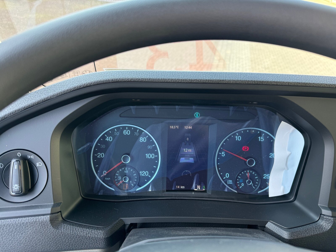 MAN TGS 35.480 8x6H BL CH TGS 35.480 8x6H BL CH, HydroDrive, Navi, Nebenantrieb - Podvozek s kabinou: obrázek 4 MAN TGS 35.480 8x6H BL CH TGS 35.480 8x6H BL CH, HydroDrive, Navi, Nebenantrieb - Podvozek s kabinou: obrázek 4