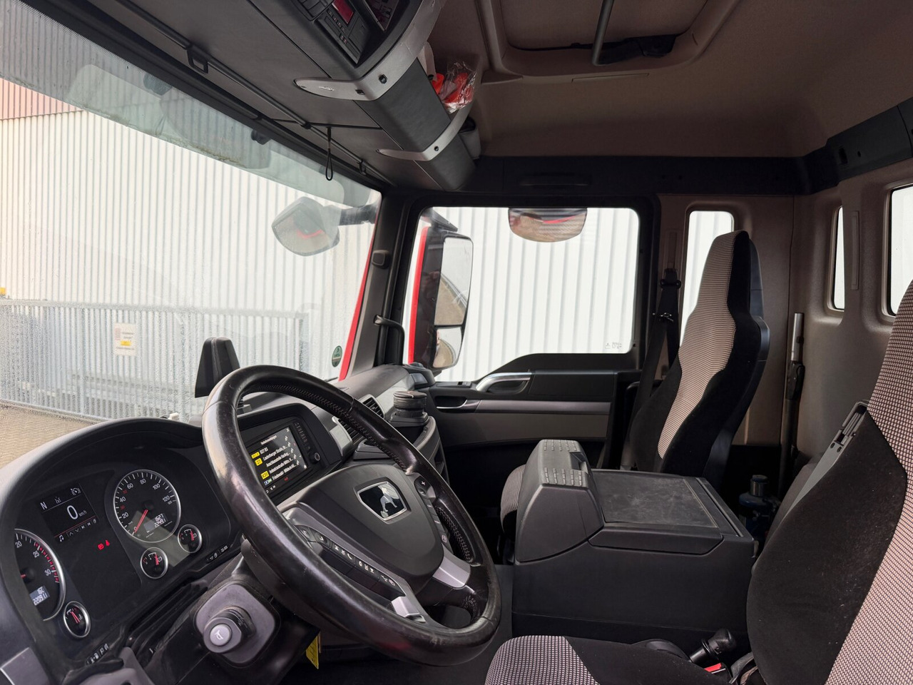 MAN TGS 35.500 8x4 BB TGS 35.500 8x4 BB, Pritarder, Meiller RK 30.65 - Hákový nosič kontejnerů: obrázek 2 MAN TGS 35.500 8x4 BB TGS 35.500 8x4 BB, Pritarder, Meiller RK 30.65 - Hákový nosič kontejnerů: obrázek 2