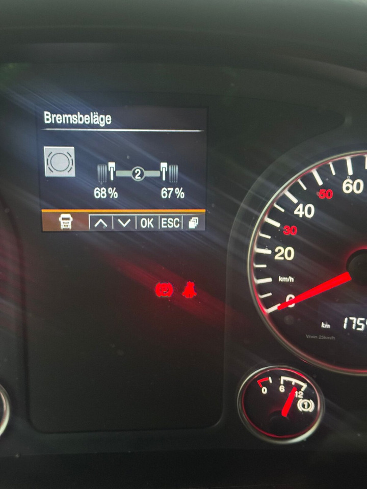 MAN TGS 35.510 8x4 BL TGS 35.510 8x4 BL, Bordmatik - Dampr: obrázek 2 MAN TGS 35.510 8x4 BL TGS 35.510 8x4 BL, Bordmatik - Dampr: obrázek 2