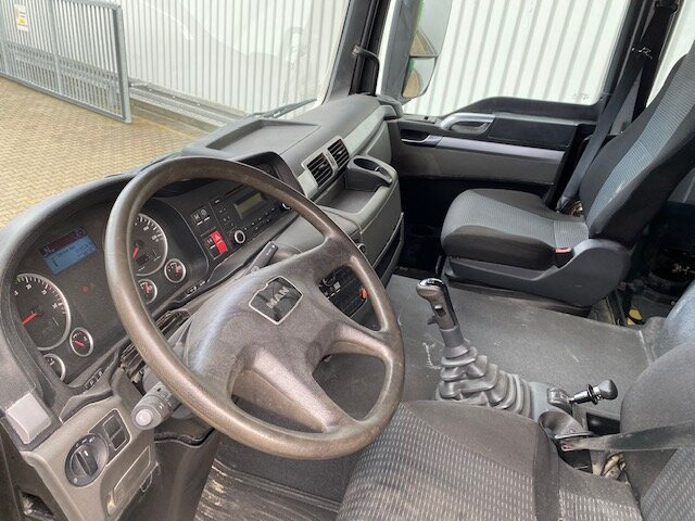 MAN TGS 40.400 6x4 BB TGS 40.400 6x4 BB mit 20.000l Tank - Cisternové vozidlo: obrázek 5 MAN TGS 40.400 6x4 BB TGS 40.400 6x4 BB mit 20.000l Tank - Cisternové vozidlo: obrázek 5