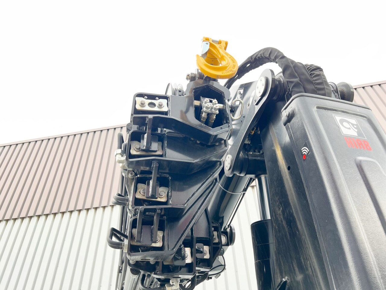 MAN TGX 26.510 6x2-4 LL CH TGX 26.510 6x2-4 LL, Kran Hiab X-HiPro 548 E-8, Lenk-/Liftachse, TwistLock 20Fuß, Funk, Retarder - Auto s hydraulickou rukou, Nákladní automobil valníkový/ Plošinový: obrázek 5 MAN TGX 26.510 6x2-4 LL CH TGX 26.510 6x2-4 LL, Kran Hiab X-HiPro 548 E-8, Lenk-/Liftachse, TwistLock 20Fuß, Funk, Retarder - Auto s hydraulickou rukou, Nákladní automobil valníkový/ Plošinový: obrázek 5