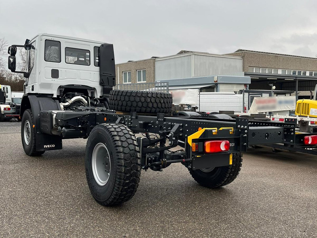 Nový Podvozek s kabinou ML150E25WS 4x4 ML150E25WS 4x4, Einzelbereifung, 4x VORNANDEN!: obrázek 9