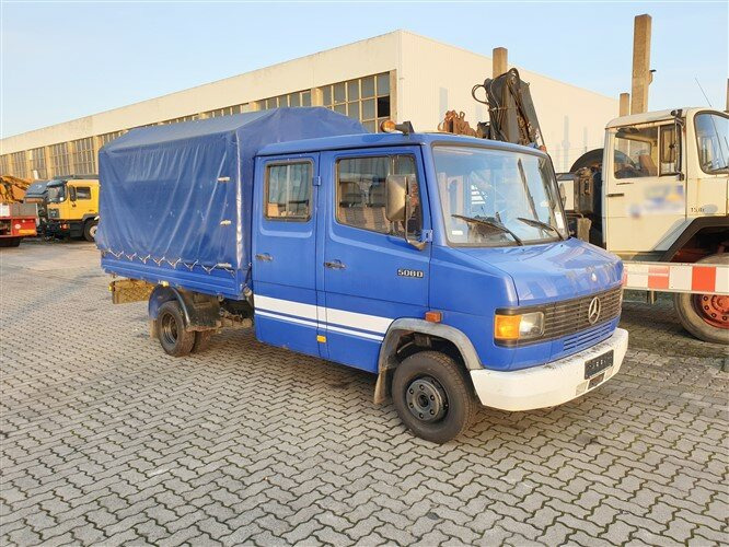 Mercedes-Benz 508 D 4x2 Doka 508 D 4x2 Doka, EX-THW - Plachtový nákladní auto: obrázek 1 Mercedes-Benz 508 D 4x2 Doka 508 D 4x2 Doka, EX-THW - Plachtový nákladní auto: obrázek 1