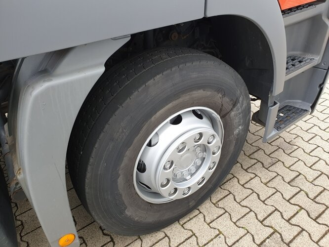Mercedes-Benz Actros 2544 L 6x2 Actros 2544 L 6x2, ADR, Retarder, Lenkachse - Ramenový nosič kontajnerov: obrázek 4 Mercedes-Benz Actros 2544 L 6x2 Actros 2544 L 6x2, ADR, Retarder, Lenkachse - Ramenový nosič kontajnerov: obrázek 4