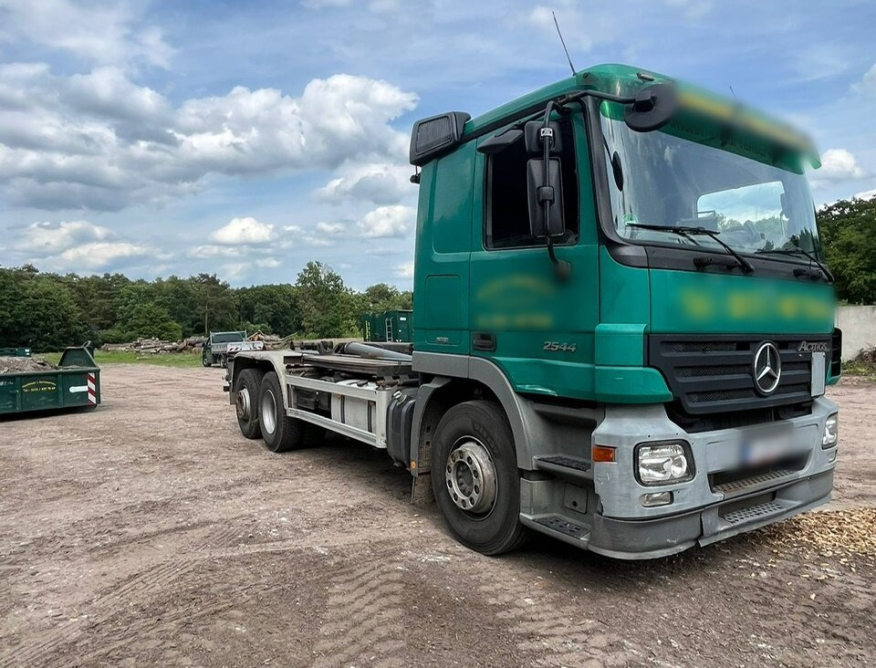 Podvozek s kabinou Mercedes-Benz Actros 2544 L 6x2 Actros 2544 L 6x2, Lenkachse, 2x AHK: obrázek 1