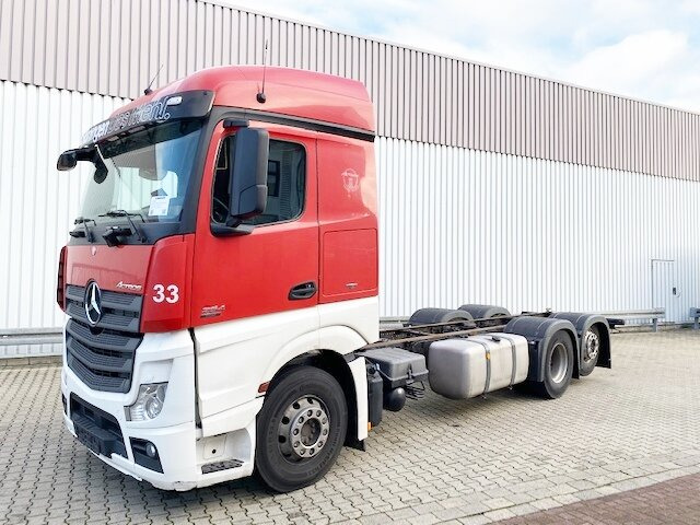 Mercedes-Benz Actros 2545 L 6x2 Actros 2545 L 6x2, StreamSpace, Liftachse, Bi-Xenon - Podvozek s kabinou: obrázek 1 Mercedes-Benz Actros 2545 L 6x2 Actros 2545 L 6x2, StreamSpace, Liftachse, Bi-Xenon - Podvozek s kabinou: obrázek 1