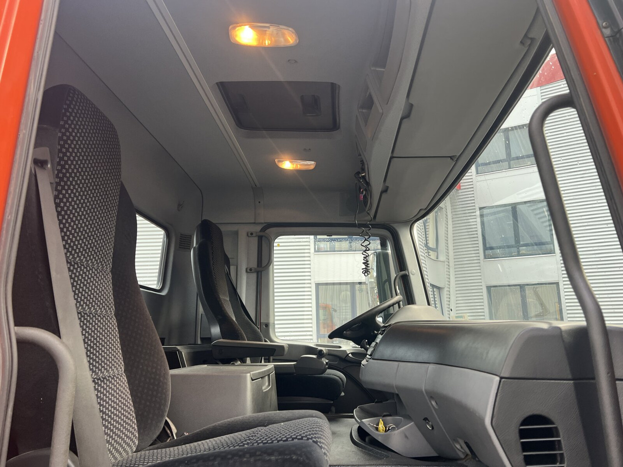 Mercedes-Benz Actros 2644/48 K 6x4 Actros 2644/48 K 6x4, Manual Gearbox, Full Steel - Podvozek s kabinou: obrázek 3 Mercedes-Benz Actros 2644/48 K 6x4 Actros 2644/48 K 6x4, Manual Gearbox, Full Steel - Podvozek s kabinou: obrázek 3