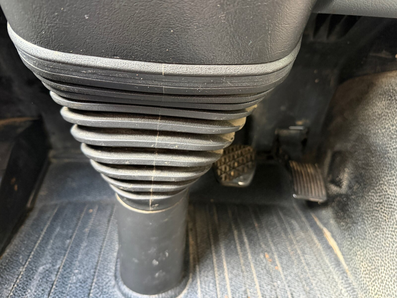 Mercedes-Benz Actros 2644 L 6x4 Actros 2644 L 6x4 - Hákový nosič kontejnerů: obrázek 3 Mercedes-Benz Actros 2644 L 6x4 Actros 2644 L 6x4 - Hákový nosič kontejnerů: obrázek 3