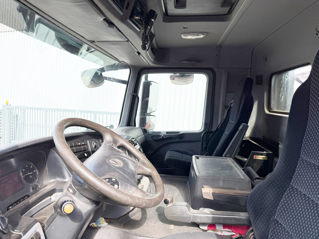 Mercedes-Benz Actros 2646 K 6x4 Actros 2646 K 6x4, Retarder, Bordmatik - Sklápěč: obrázek 4 Mercedes-Benz Actros 2646 K 6x4 Actros 2646 K 6x4, Retarder, Bordmatik - Sklápěč: obrázek 4