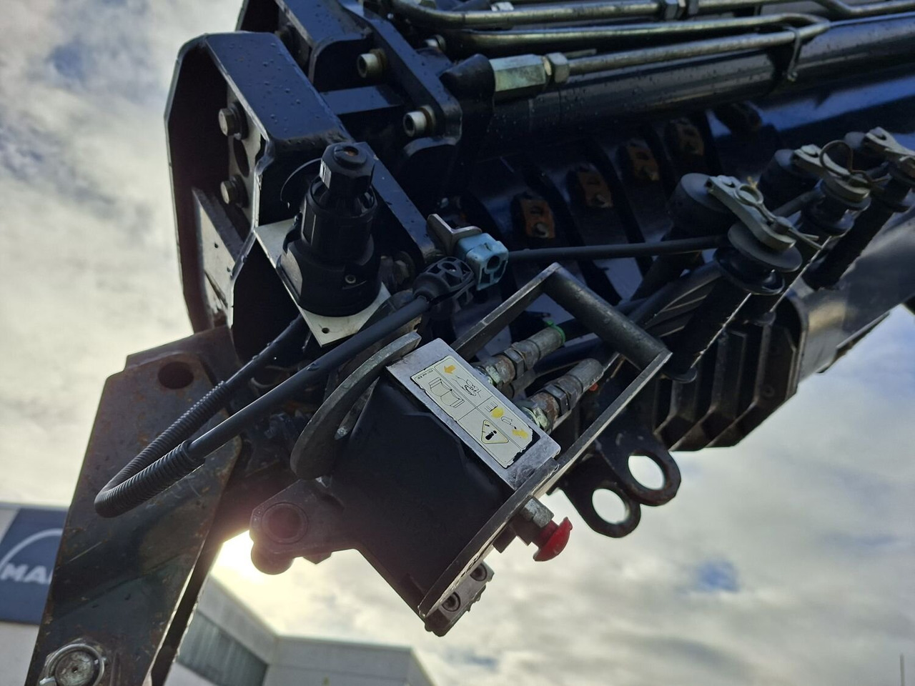 Hákový nosič kontejnerů, Auto s hydraulickou rukou Mercedes-Benz Actros 4146 K 8x4/4 Actros 4146 K 8x4/4, Retarder, Kran Hiab XS 477 E-7 HiPro, Flyjib, Seilwinde, Funk: obrázek 14 Hákový nosič kontejnerů, Auto s hydraulickou rukou Mercedes-Benz Actros 4146 K 8x4/4 Actros 4146 K 8x4/4, Retarder, Kran Hiab XS 477 E-7 HiPro, Flyjib, Seilwinde, Funk: obrázek 14