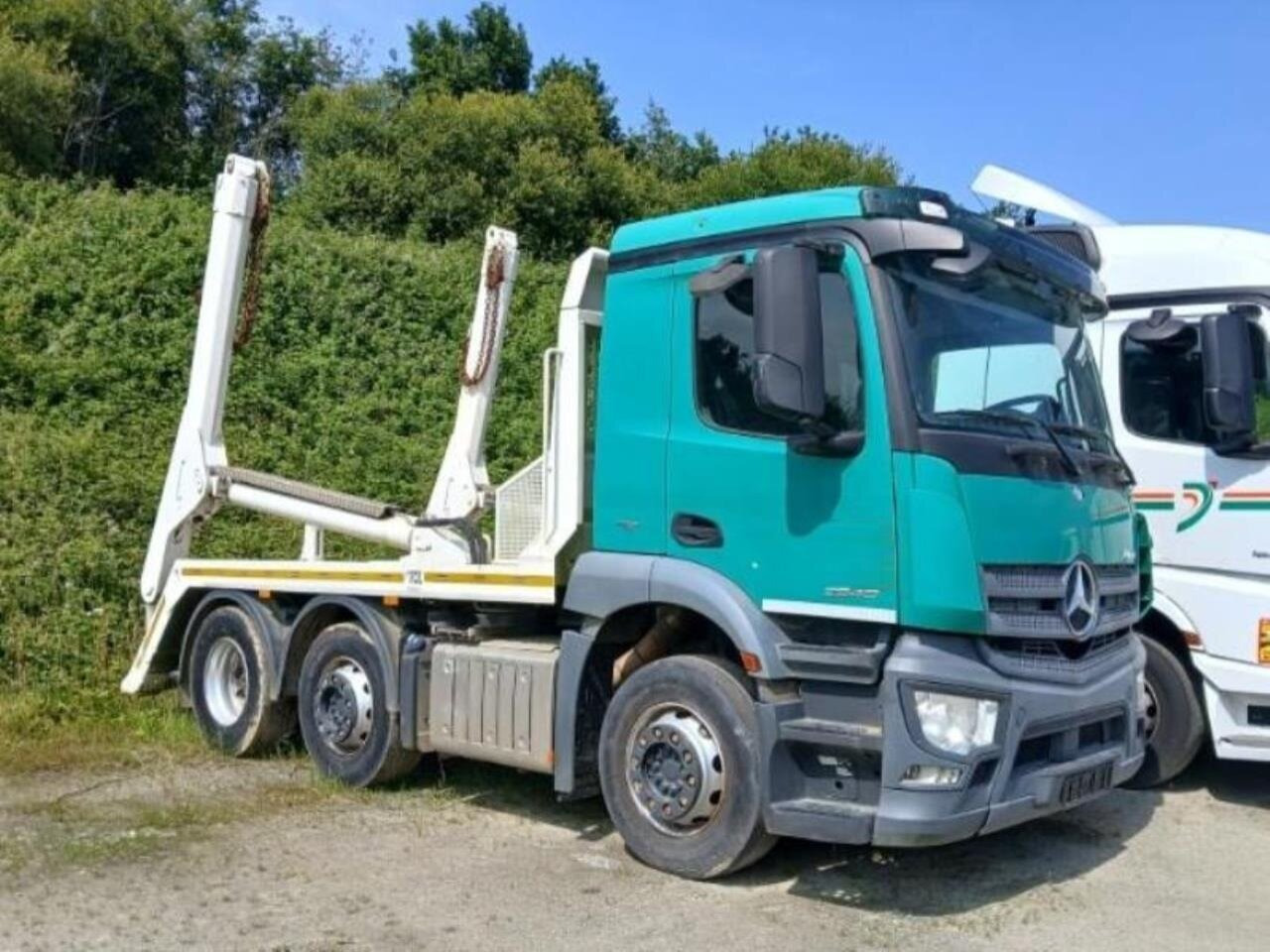 Mercedes-Benz Antos 2540 L 6x2 Antos 2540 L 6x2, Teleabsetzer - Ramenový nosič kontajnerov: obrázek 1 Mercedes-Benz Antos 2540 L 6x2 Antos 2540 L 6x2, Teleabsetzer - Ramenový nosič kontajnerov: obrázek 1