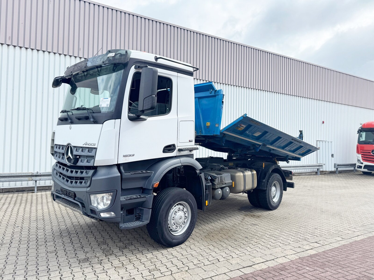 Mercedes-Benz Arocs 1833 AK 4x4 Arocs 1833 AK 4x4, Meiller 3-S-Kipper, Bordmatik - Sklápěč: obrázek 1 Mercedes-Benz Arocs 1833 AK 4x4 Arocs 1833 AK 4x4, Meiller 3-S-Kipper, Bordmatik - Sklápěč: obrázek 1