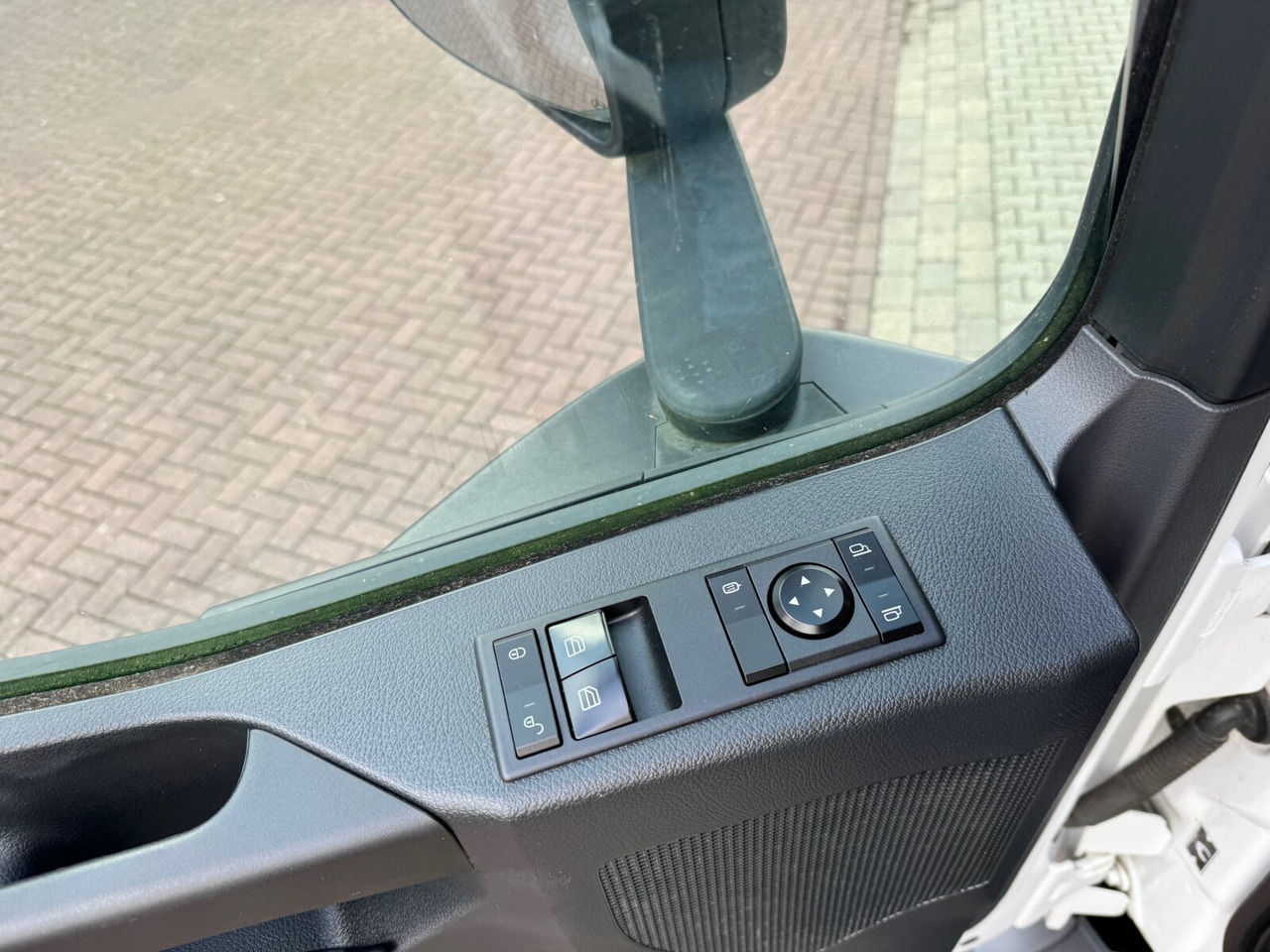 Mercedes-Benz Arocs 1840 L 4x2 Arocs 1840 L 4x2, MultimediaCockpit, Navi - Přepravník automobilů: obrázek 5 Mercedes-Benz Arocs 1840 L 4x2 Arocs 1840 L 4x2, MultimediaCockpit, Navi - Přepravník automobilů: obrázek 5