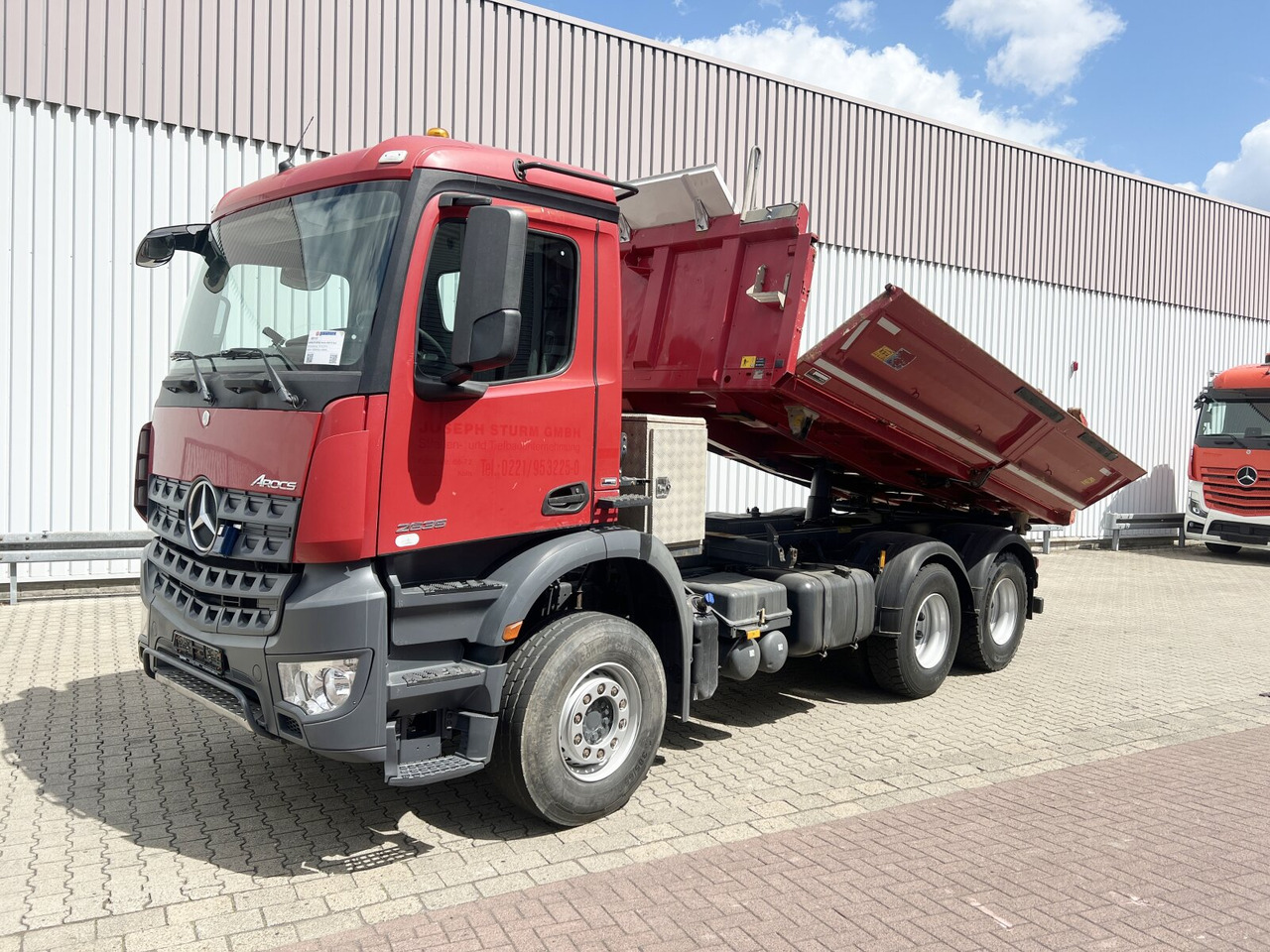 Mercedes-Benz Arocs 2635/40 K 6x4 Arocs 2635/40 K 6x4, Bordmatik links - Sklápěč: obrázek 1 Mercedes-Benz Arocs 2635/40 K 6x4 Arocs 2635/40 K 6x4, Bordmatik links - Sklápěč: obrázek 1