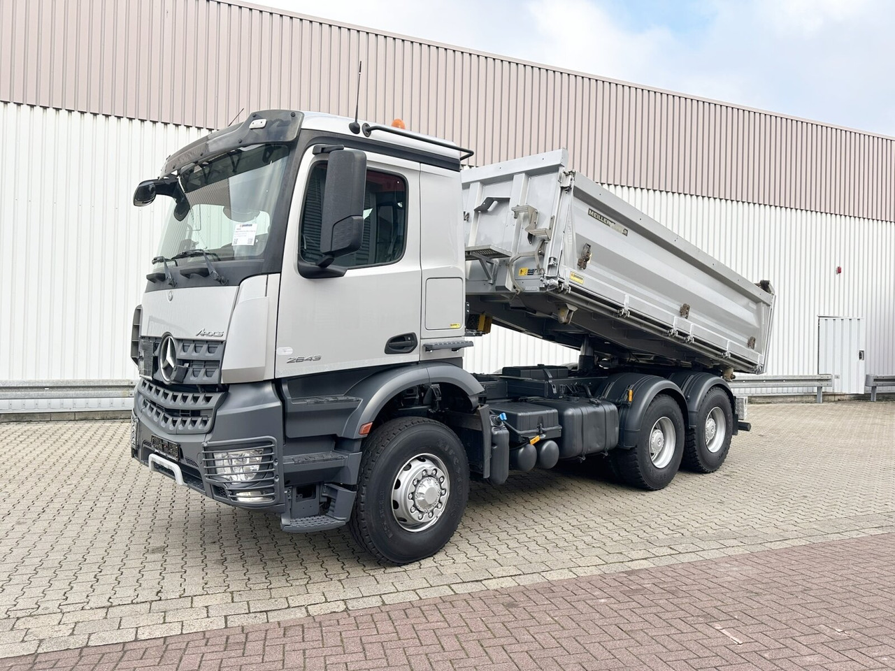 Mercedes-Benz Arocs 2643 LK 6x6 HAD Arocs 2643 LK 6x6 HAD, HydroDrive - Sklápěč: obrázek 1 Mercedes-Benz Arocs 2643 LK 6x6 HAD Arocs 2643 LK 6x6 HAD, HydroDrive - Sklápěč: obrázek 1