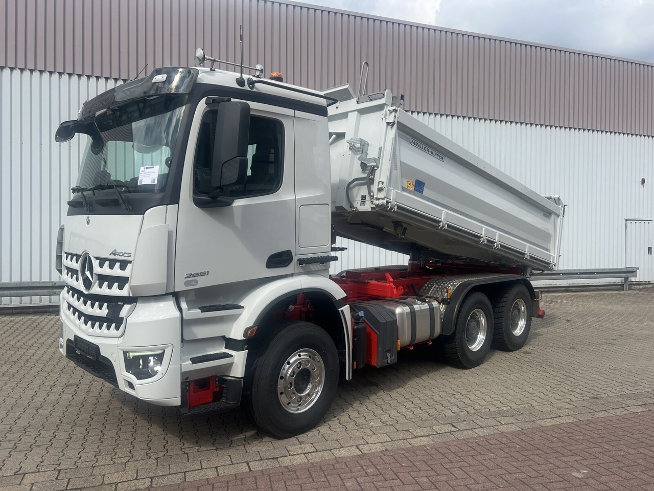Mercedes-Benz Arocs 2651 LK 6x4 Arocs 2651 LK 6x4, Retarder, MultimediaCockpit, Navi - Sklápěč: obrázek 1 Mercedes-Benz Arocs 2651 LK 6x4 Arocs 2651 LK 6x4, Retarder, MultimediaCockpit, Navi - Sklápěč: obrázek 1