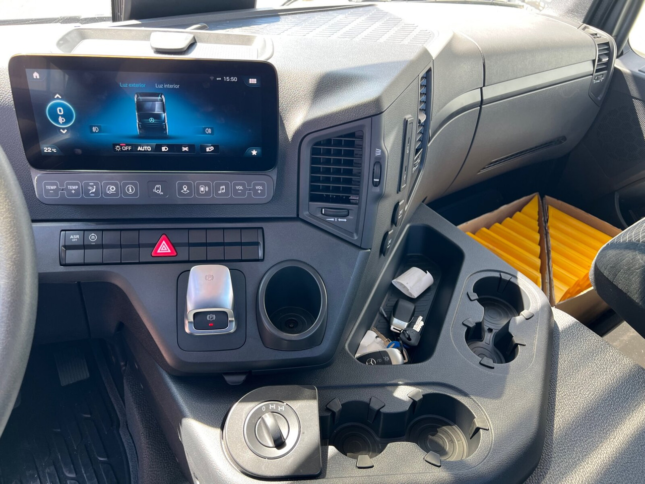 Mercedes-Benz Arocs 3240 8x4 Arocs 3240 8x4/42, Motorabtrieb - Hákový nosič kontejnerů: obrázek 3 Mercedes-Benz Arocs 3240 8x4 Arocs 3240 8x4/42, Motorabtrieb - Hákový nosič kontejnerů: obrázek 3