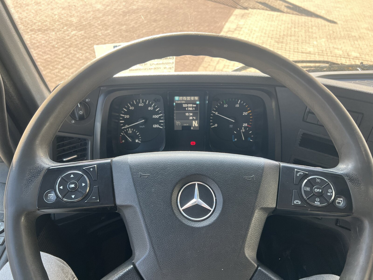 Mercedes-Benz Arocs 3243 K 8x4/4 Arocs 3243 K 8x4/4, Bordmatik - Sklápěč: obrázek 4 Mercedes-Benz Arocs 3243 K 8x4/4 Arocs 3243 K 8x4/4, Bordmatik - Sklápěč: obrázek 4