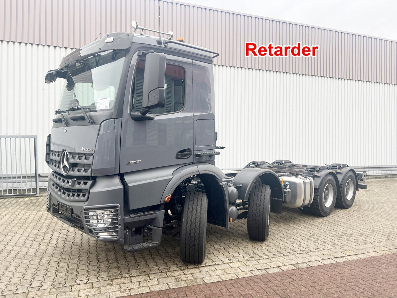 Mercedes-Benz Arocs 3251 L 8x4/4 Arocs 3251 L 8x4/4, mit Motorabtrieb C plus NA - Podvozek s kabinou: obrázek 1 Mercedes-Benz Arocs 3251 L 8x4/4 Arocs 3251 L 8x4/4, mit Motorabtrieb C plus NA - Podvozek s kabinou: obrázek 1