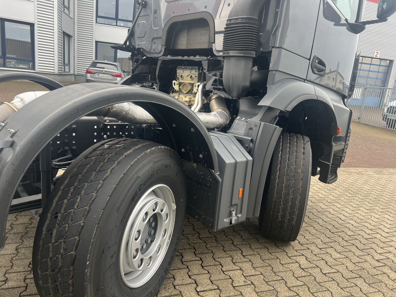 Mercedes-Benz Arocs 3251 L 8x4/4 Arocs 3251 L 8x4/4, mit Motorabtrieb C plus NA - Podvozek s kabinou: obrázek 5 Mercedes-Benz Arocs 3251 L 8x4/4 Arocs 3251 L 8x4/4, mit Motorabtrieb C plus NA - Podvozek s kabinou: obrázek 5