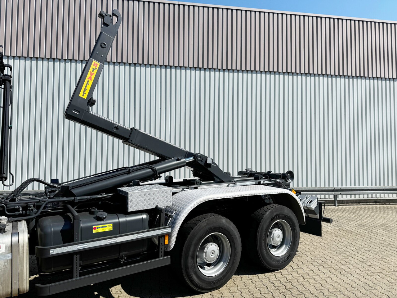 Mercedes-Benz Arocs 3351 AK 6x6 Arocs 3351 AK 6x6, Retarder, Navi, Grounder, Kran Atlas AK 190.2E, Funk - Hákový nosič kontejnerů, Auto s hydraulickou rukou: obrázek 3 Mercedes-Benz Arocs 3351 AK 6x6 Arocs 3351 AK 6x6, Retarder, Navi, Grounder, Kran Atlas AK 190.2E, Funk - Hákový nosič kontejnerů, Auto s hydraulickou rukou: obrázek 3