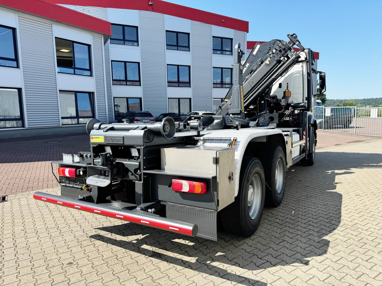 Mercedes-Benz Arocs 3351 AK 6x6 Arocs 3351 AK 6x6, Retarder, Navi, Grounder, Kran Atlas AK 190.2E, Funk leasing Mercedes-Benz Arocs 3351 AK 6x6 Arocs 3351 AK 6x6, Retarder, Navi, Grounder, Kran Atlas AK 190.2E, Funk: obrázek 13