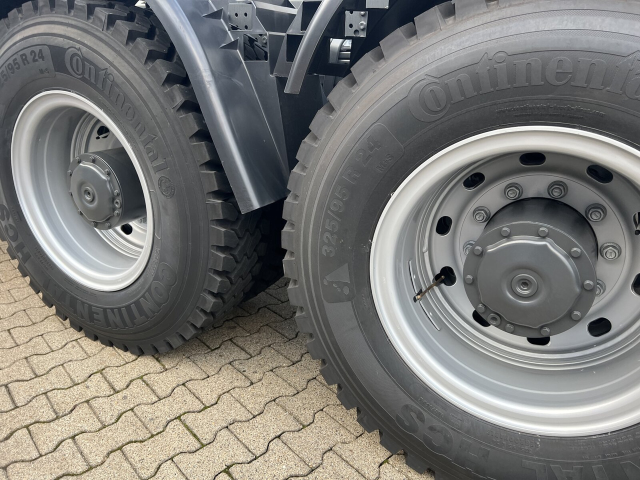 Mercedes-Benz Arocs 4151 AK 8x8/4 Arocs 4151 AK 8x8/4, Grounder - Hákový nosič kontejnerů: obrázek 5 Mercedes-Benz Arocs 4151 AK 8x8/4 Arocs 4151 AK 8x8/4, Grounder - Hákový nosič kontejnerů: obrázek 5