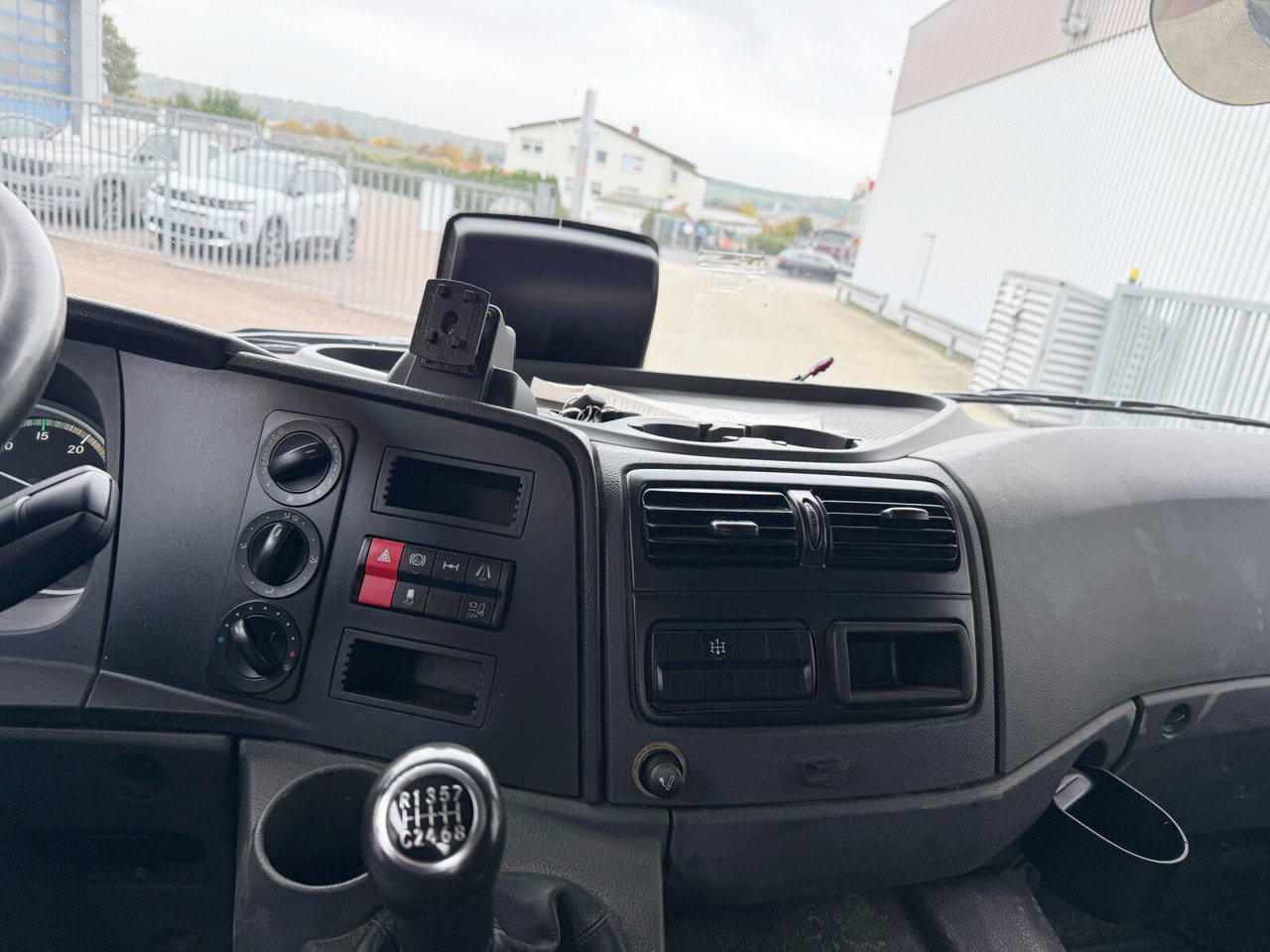 Mercedes-Benz Atego 1630 K 4x2 Atego 1630 K 4x2, Meiller 3-Seiten, 2 x AHK Öl - Sklápěč: obrázek 3 Mercedes-Benz Atego 1630 K 4x2 Atego 1630 K 4x2, Meiller 3-Seiten, 2 x AHK Öl - Sklápěč: obrázek 3