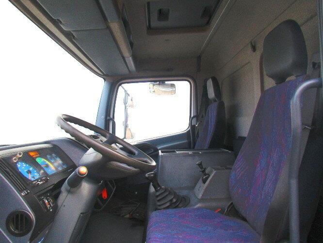 Mercedes-Benz Atego 815 4x2 - Skříňový nákladní auto: obrázek 2 Mercedes-Benz Atego 815 4x2 - Skříňový nákladní auto: obrázek 2