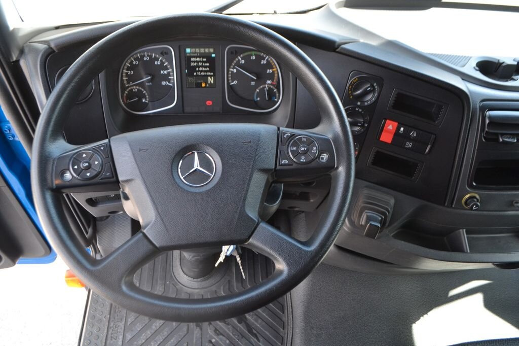 Mercedes-Benz Atego 816 4x2 Atego 816 4x2, City-Abroller - Hákový nosič kontejnerů: obrázek 2 Mercedes-Benz Atego 816 4x2 Atego 816 4x2, City-Abroller - Hákový nosič kontejnerů: obrázek 2