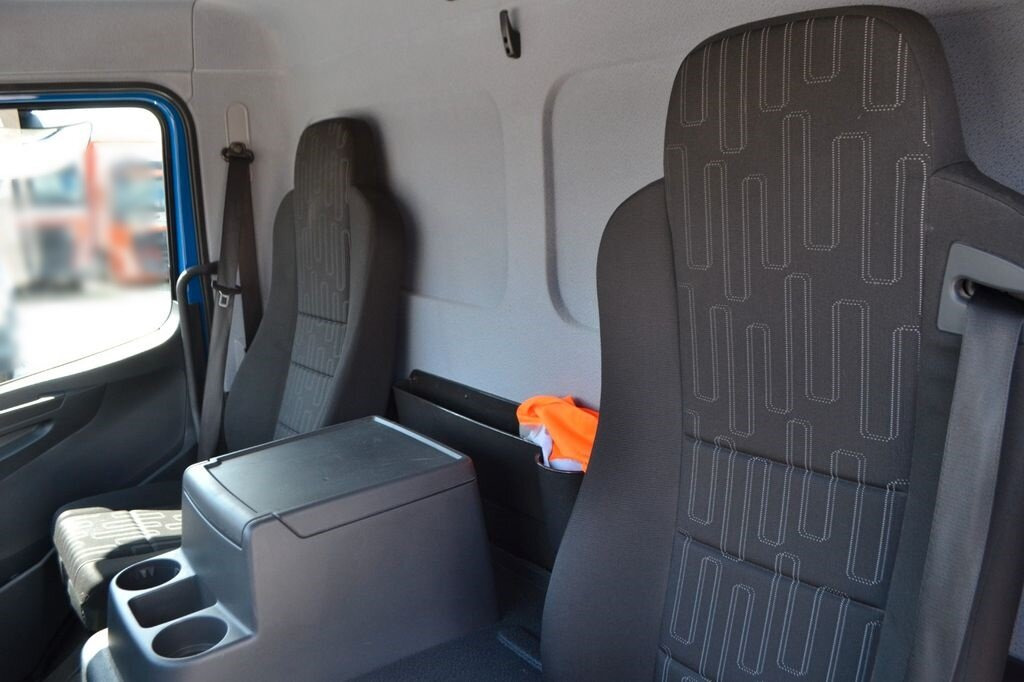 Mercedes-Benz Atego 816 4x2 Atego 816 4x2, City-Abroller - Hákový nosič kontejnerů: obrázek 5 Mercedes-Benz Atego 816 4x2 Atego 816 4x2, City-Abroller - Hákový nosič kontejnerů: obrázek 5