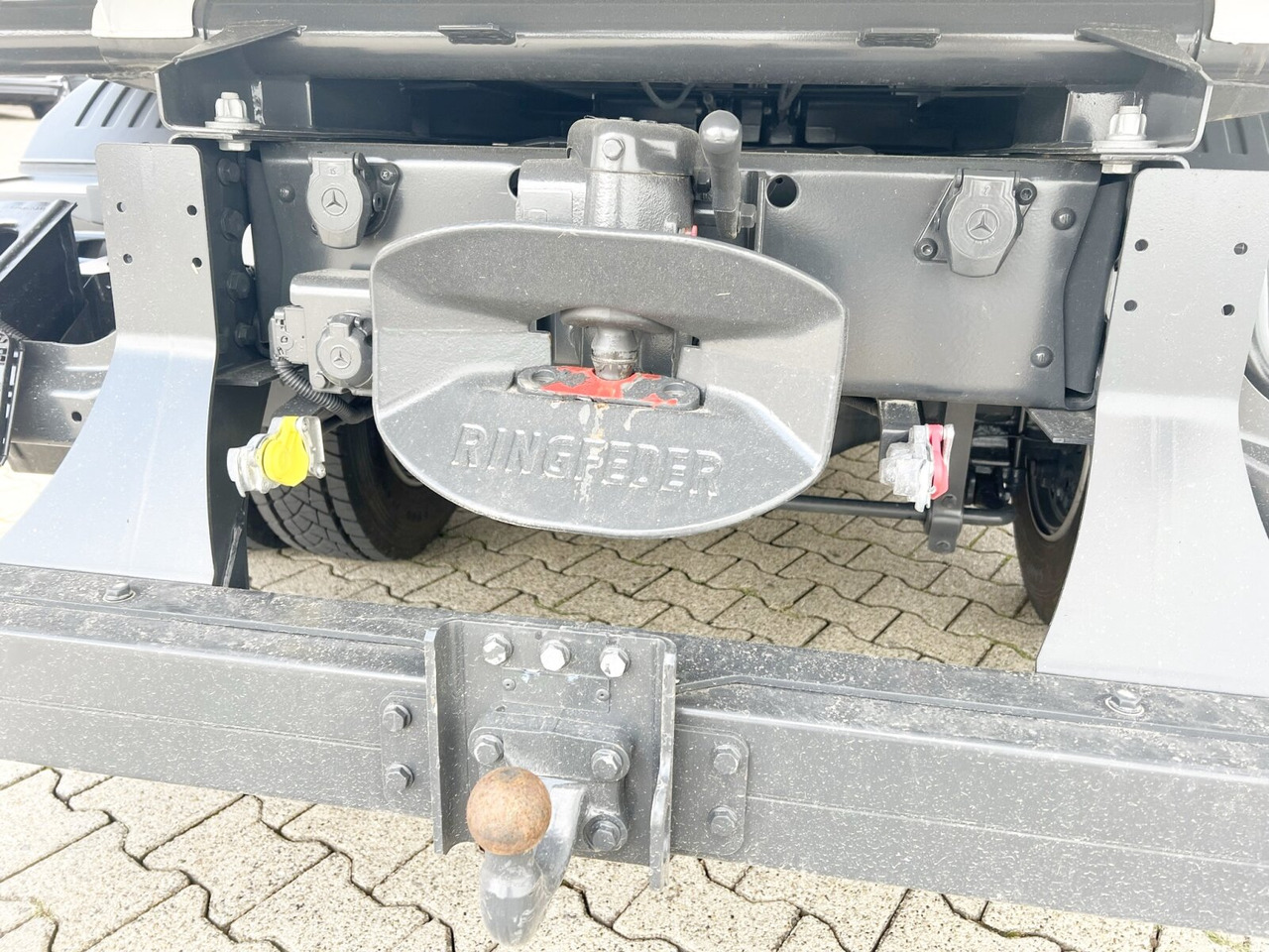 Mercedes-Benz Atego 818/23 K 4x2 Atego 818/23 K 4x2, 2x AHK, Meiller-Kipper, mehrfach Vorhanden! - Sklápěč: obrázek 3 Mercedes-Benz Atego 818/23 K 4x2 Atego 818/23 K 4x2, 2x AHK, Meiller-Kipper, mehrfach Vorhanden! - Sklápěč: obrázek 3