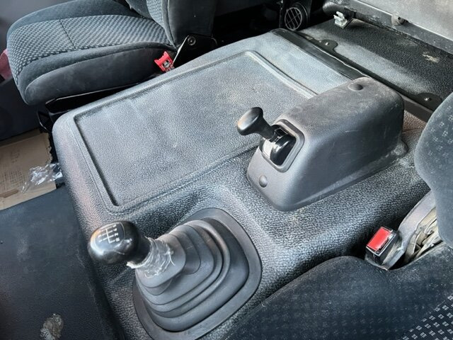 Mercedes-Benz Atego 822 4x2 Atego 822 4x2, Doka mit Kombisitzbank - Plachtový nákladní auto: obrázek 4 Mercedes-Benz Atego 822 4x2 Atego 822 4x2, Doka mit Kombisitzbank - Plachtový nákladní auto: obrázek 4