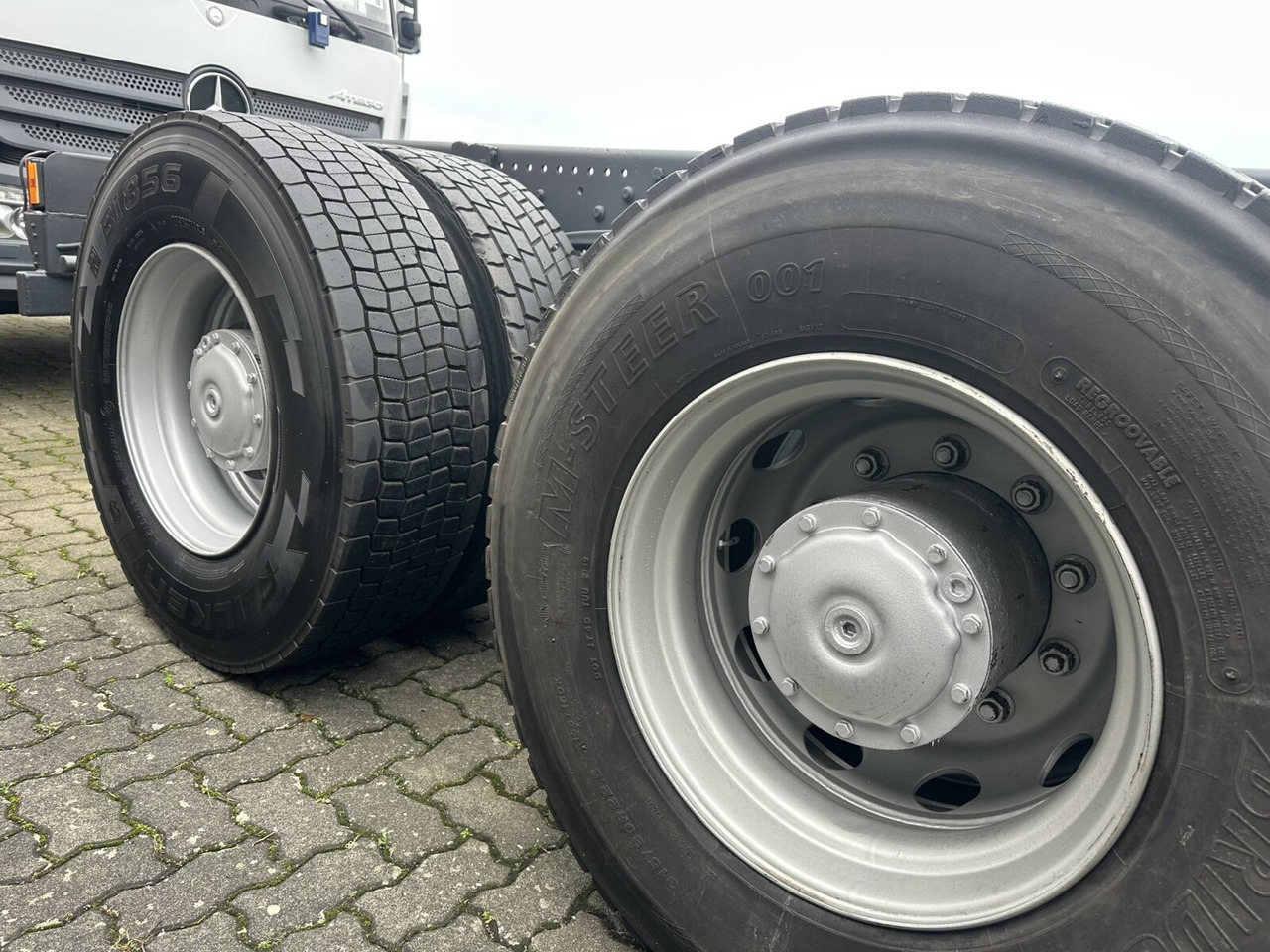 Mercedes-Benz Axor 2629 K 6x4 Axor 2629 K 6x4, PTO, Steel, Manual, 6-Zylinder - Podvozek s kabinou: obrázek 2 Mercedes-Benz Axor 2629 K 6x4 Axor 2629 K 6x4, PTO, Steel, Manual, 6-Zylinder - Podvozek s kabinou: obrázek 2