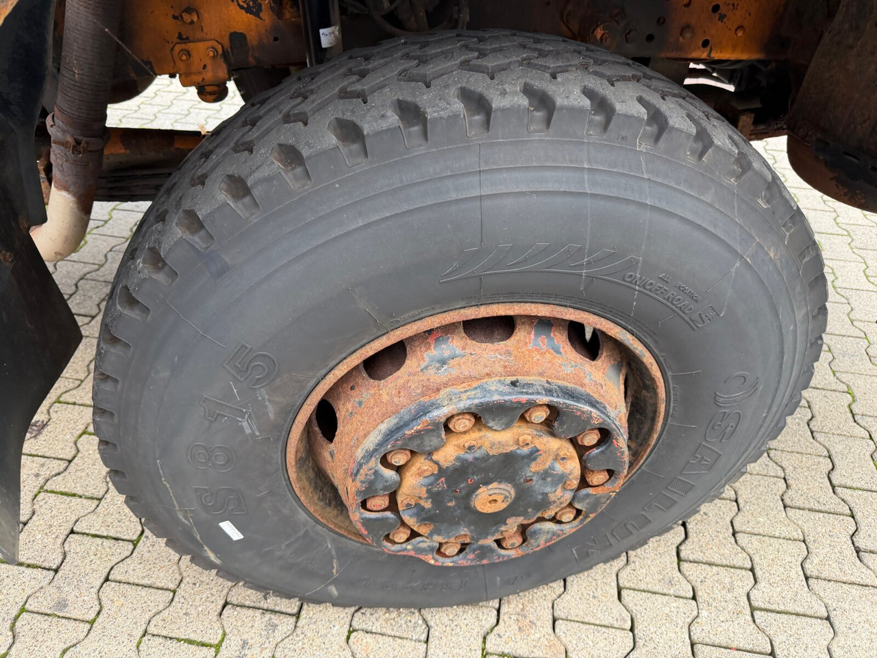 Mercedes-Benz NG 1928 A 4x4 NG 1928 A 4x4, V8-Motor, Winterdienstaustattung - Podvozek s kabinou: obrázek 4 Mercedes-Benz NG 1928 A 4x4 NG 1928 A 4x4, V8-Motor, Winterdienstaustattung - Podvozek s kabinou: obrázek 4