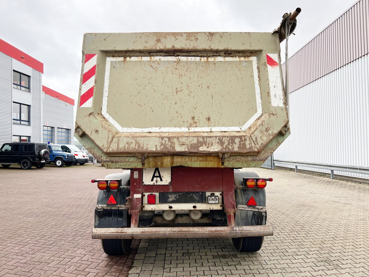 Langendorf SKS-HS 24/28 SKS-HS 24/28, Stahlmulde ca. 24m³, Liftachse - Návěs: obrázek 5 Langendorf SKS-HS 24/28 SKS-HS 24/28, Stahlmulde ca. 24m³, Liftachse - Návěs: obrázek 5