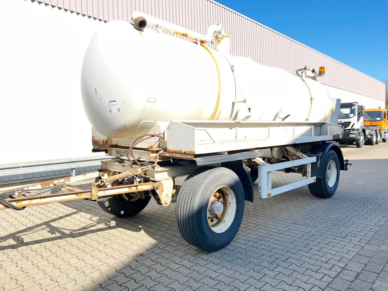 SA 18 Fäkalienanhänger Kramer, SA 18 Fäkalienanhänger, ca. 10.000l - Cisternový přívěs: obrázek 1 SA 18 Fäkalienanhänger Kramer, SA 18 Fäkalienanhänger, ca. 10.000l - Cisternový přívěs: obrázek 1